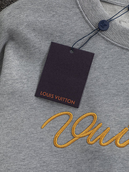 250917 A new high-quality, classic icon pullover with a round-neck sweatshirt