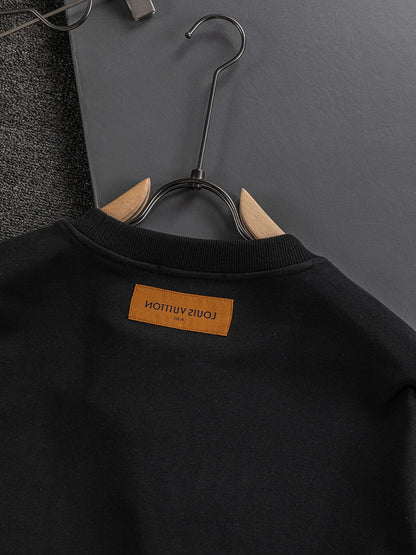 250917 A new high-quality, classic icon pullover with a round-neck sweatshirt
