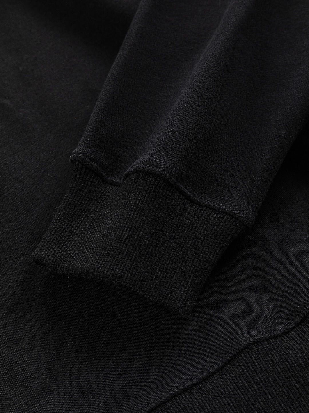 250917 A new high-quality, classic icon pullover with a round-neck sweatshirt