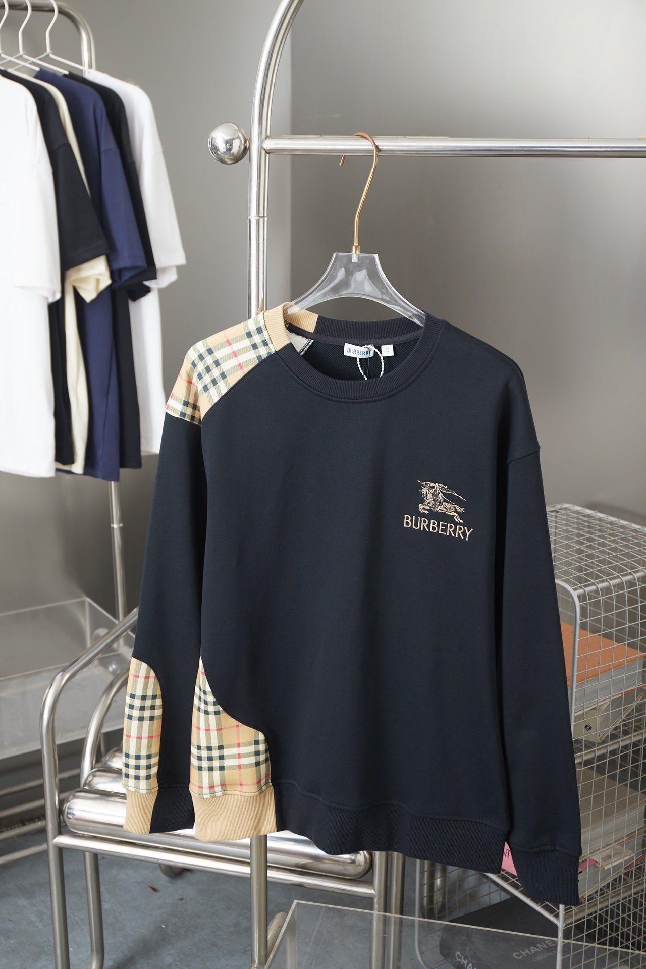 250923 new high-quality checkered patchwork embroidered round-neck sweatshirt
