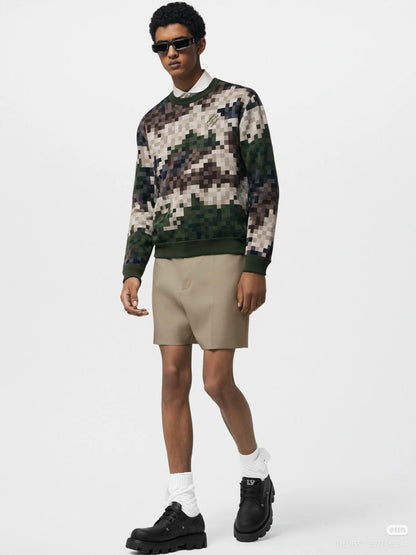 250923 New high-quality gradient Mosaic camouflage sweater
