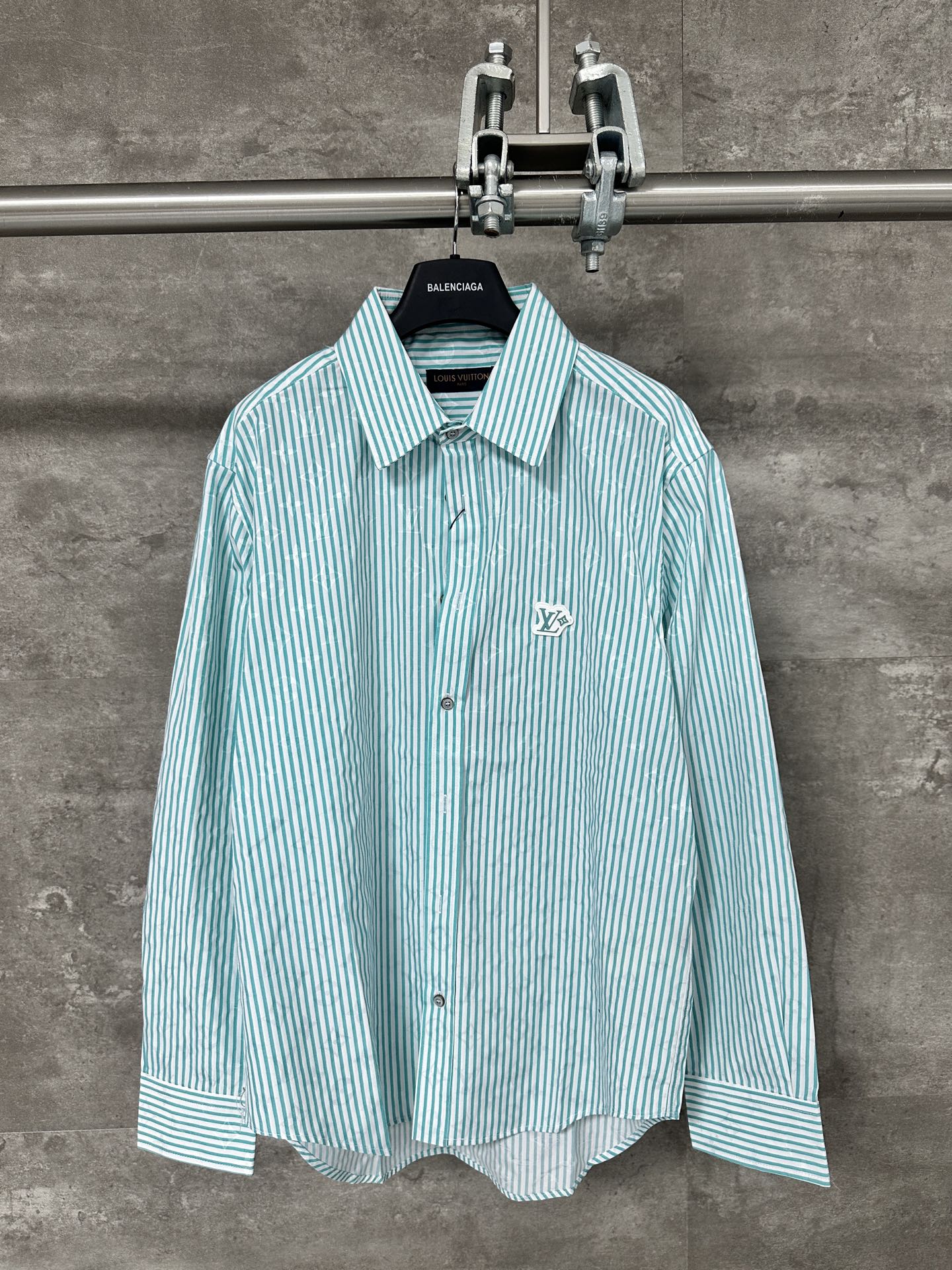 250923 New high-quality striped long-sleeved shirt