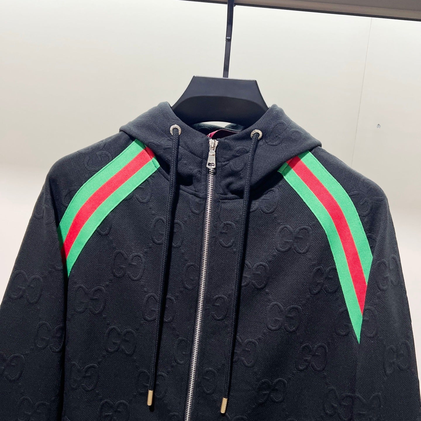 250923 new high-quality dark-patterned jacquard red and blue webbing stand-up collar coat