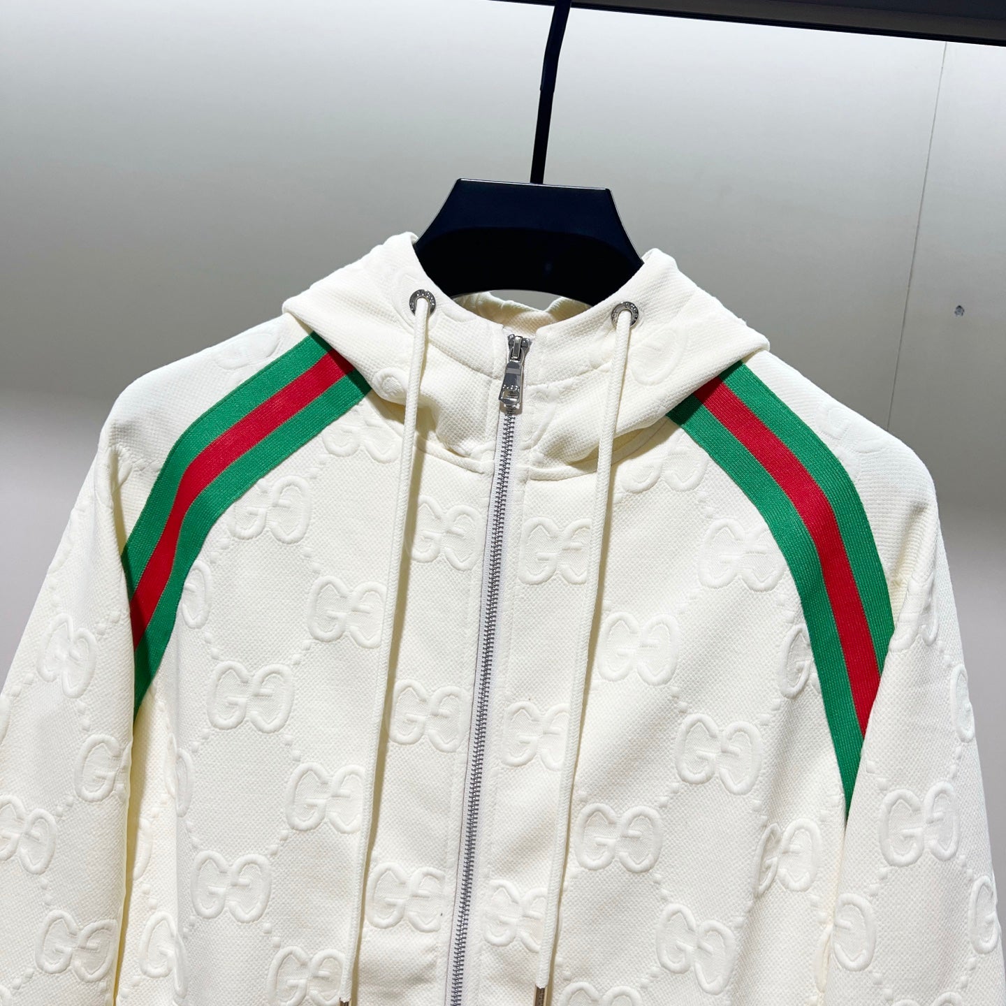250923 new high-quality dark-patterned jacquard red and blue webbing stand-up collar coat