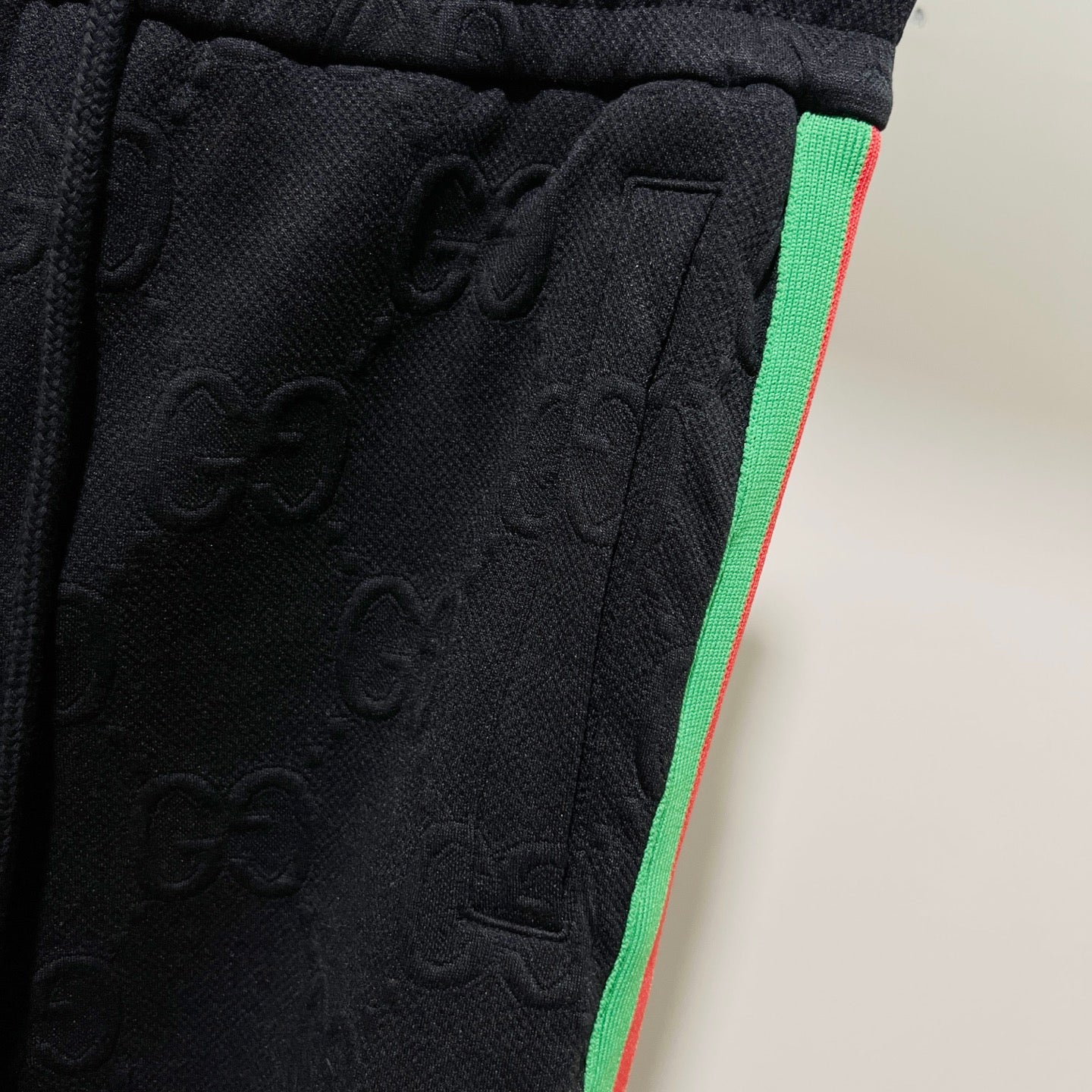 250923 New high-quality dark-patterned jacquard red and blue webbing patchwork sportswear pants