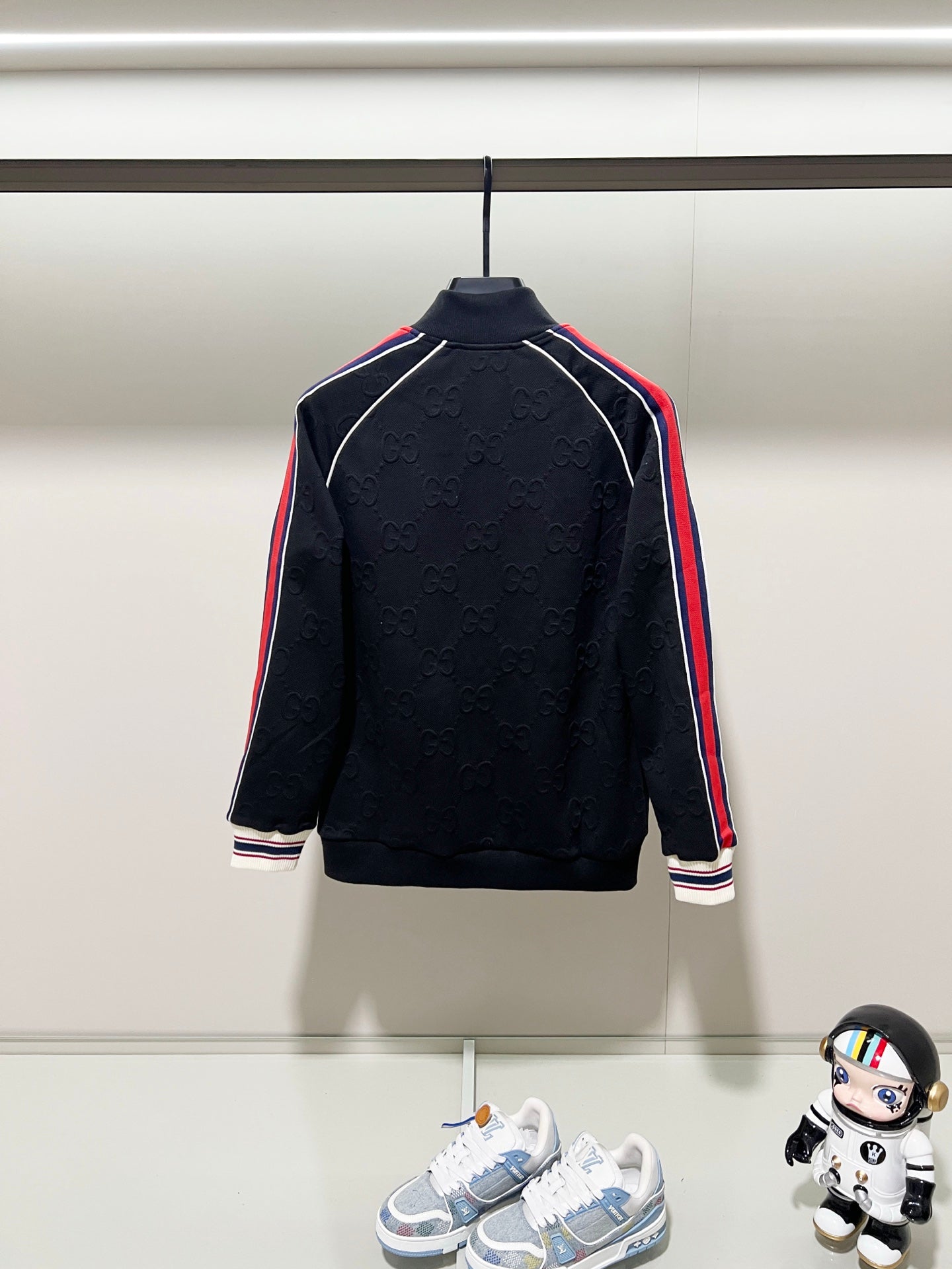 250923 new high-quality dark-patterned jacquard red and blue webbing stand-up collar coat