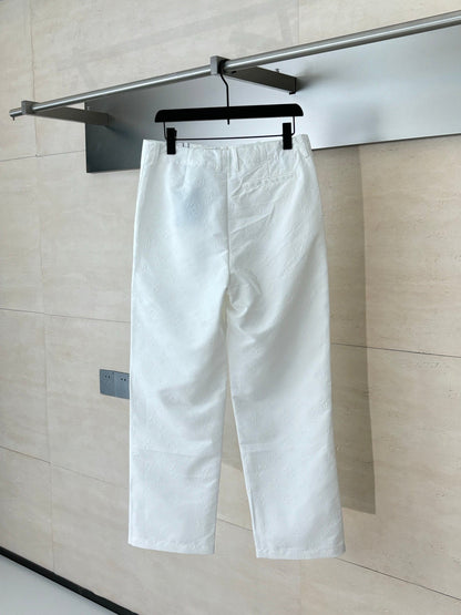 250923 New high-quality straight-leg embossed suit trousers