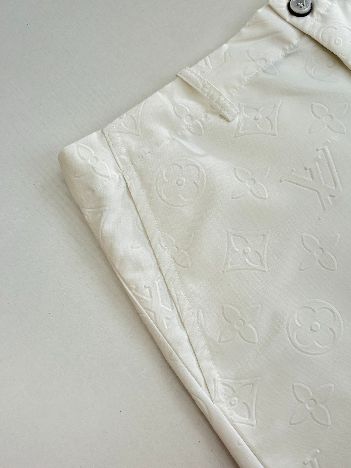 250923 New high-quality straight-leg embossed suit trousers