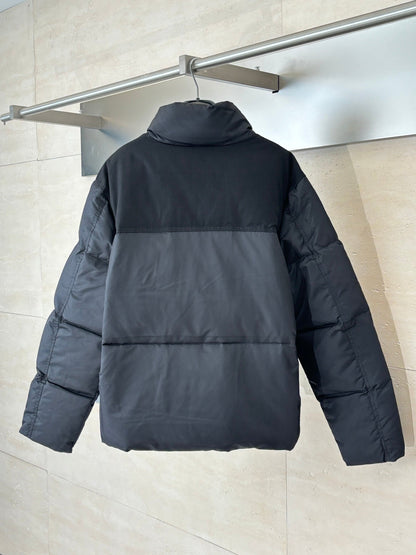 250923 new high-quality flip-bag triangle brand down jacket