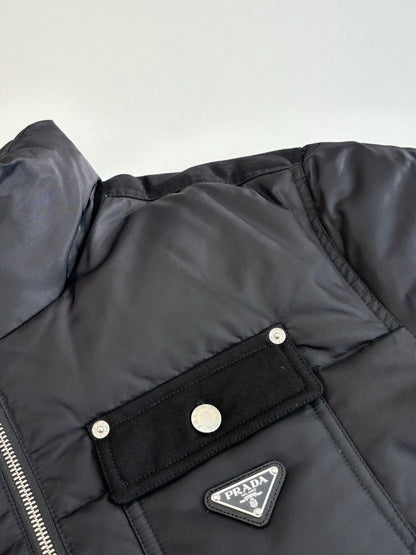 250923 new high-quality flip-bag triangle brand down jacket