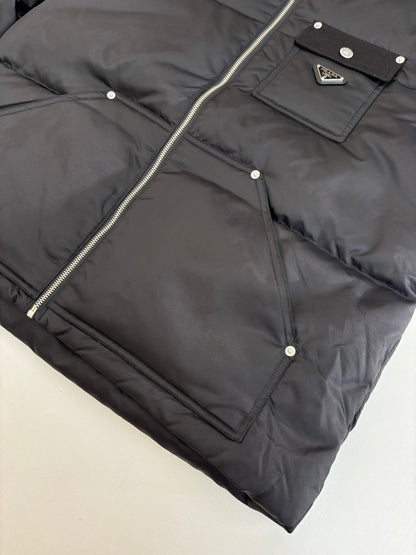250923 new high-quality flip-bag triangle brand down jacket
