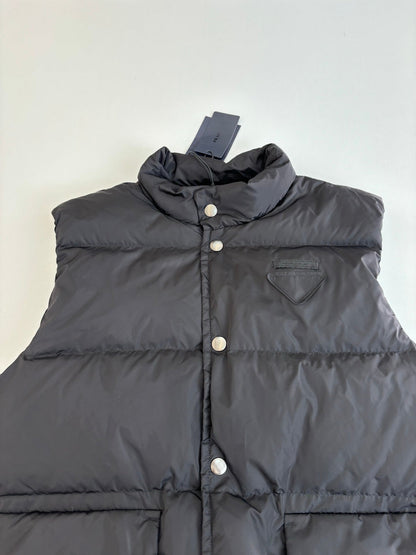 250923 New high-quality black label inverted triangle logo down vest