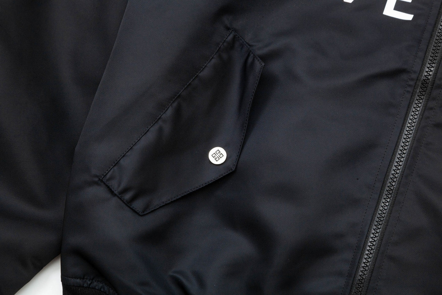 250930 A new high-quality, simple style short flight jacket