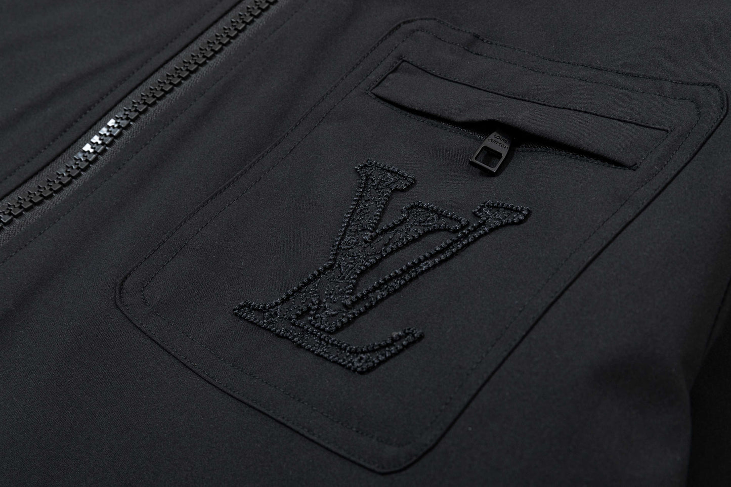 250930 new high-quality pocket logo zipper hooded jacket