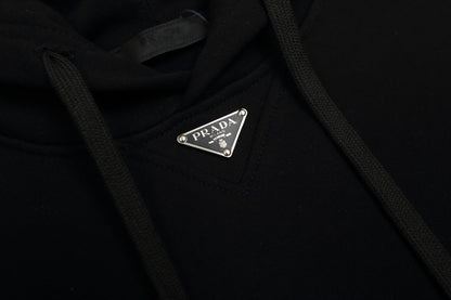 250930 new high-quality hoodie with a triangular logo patchwork decoration