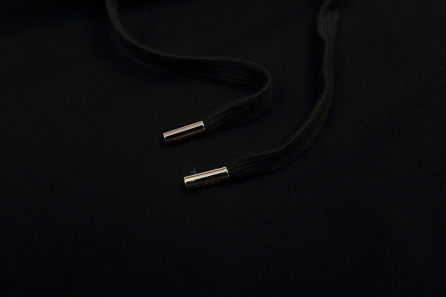 250930 new high-quality hoodie with a triangular logo patchwork decoration