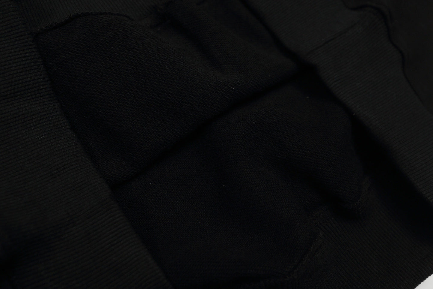 250930 new high-quality hoodie with a triangular logo patchwork decoration