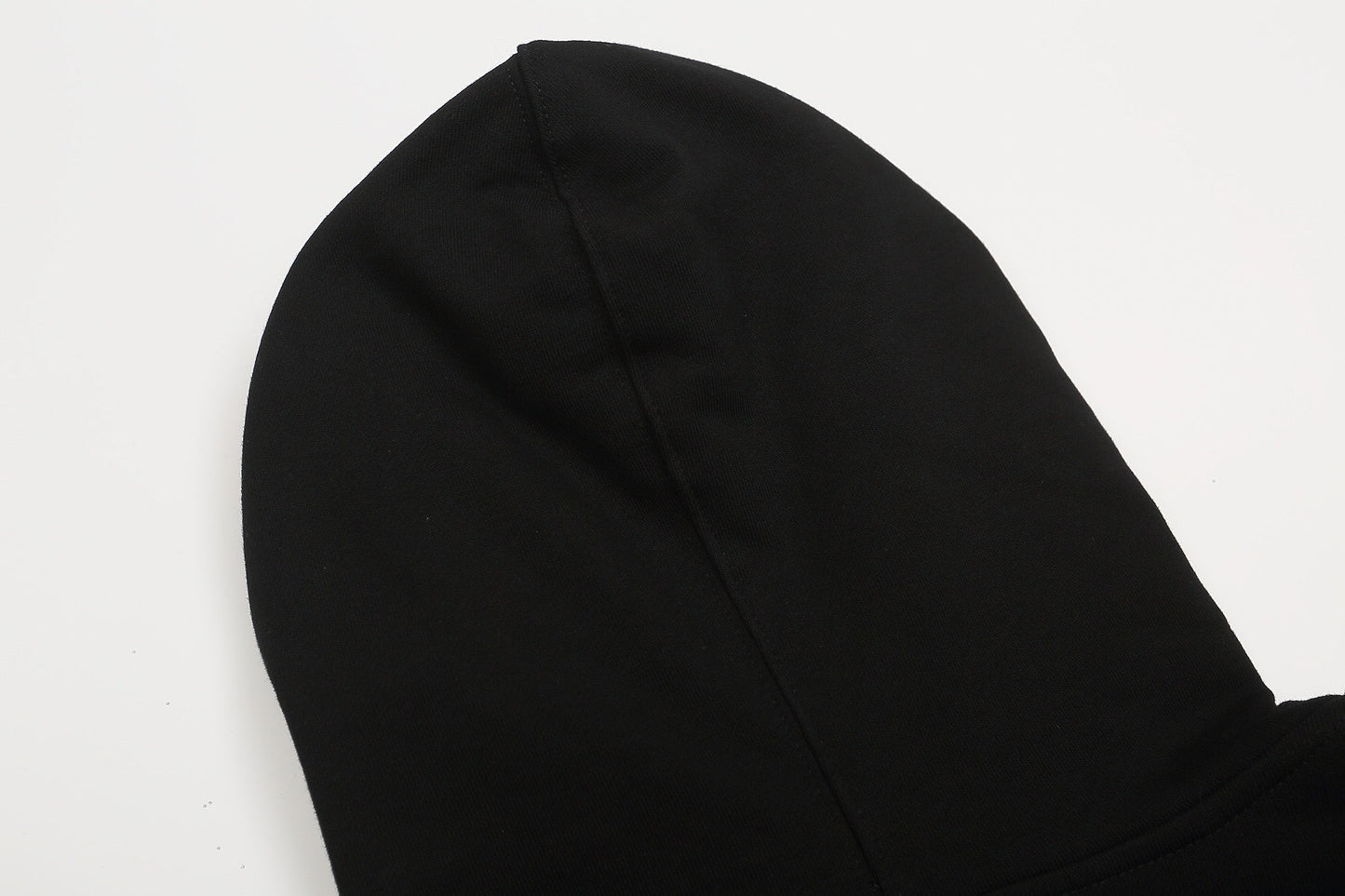 250930 new high-quality hoodie with a triangular logo patchwork decoration