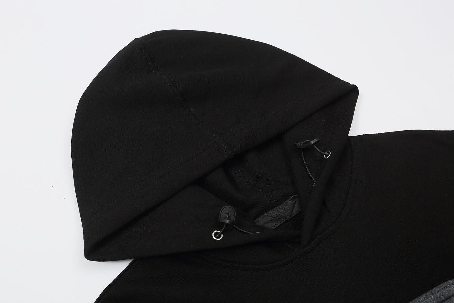 250930 New high-quality large logo triangular label round neck hoodie