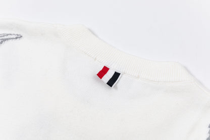 250930 New high-quality wool round-neck sweater with feather design