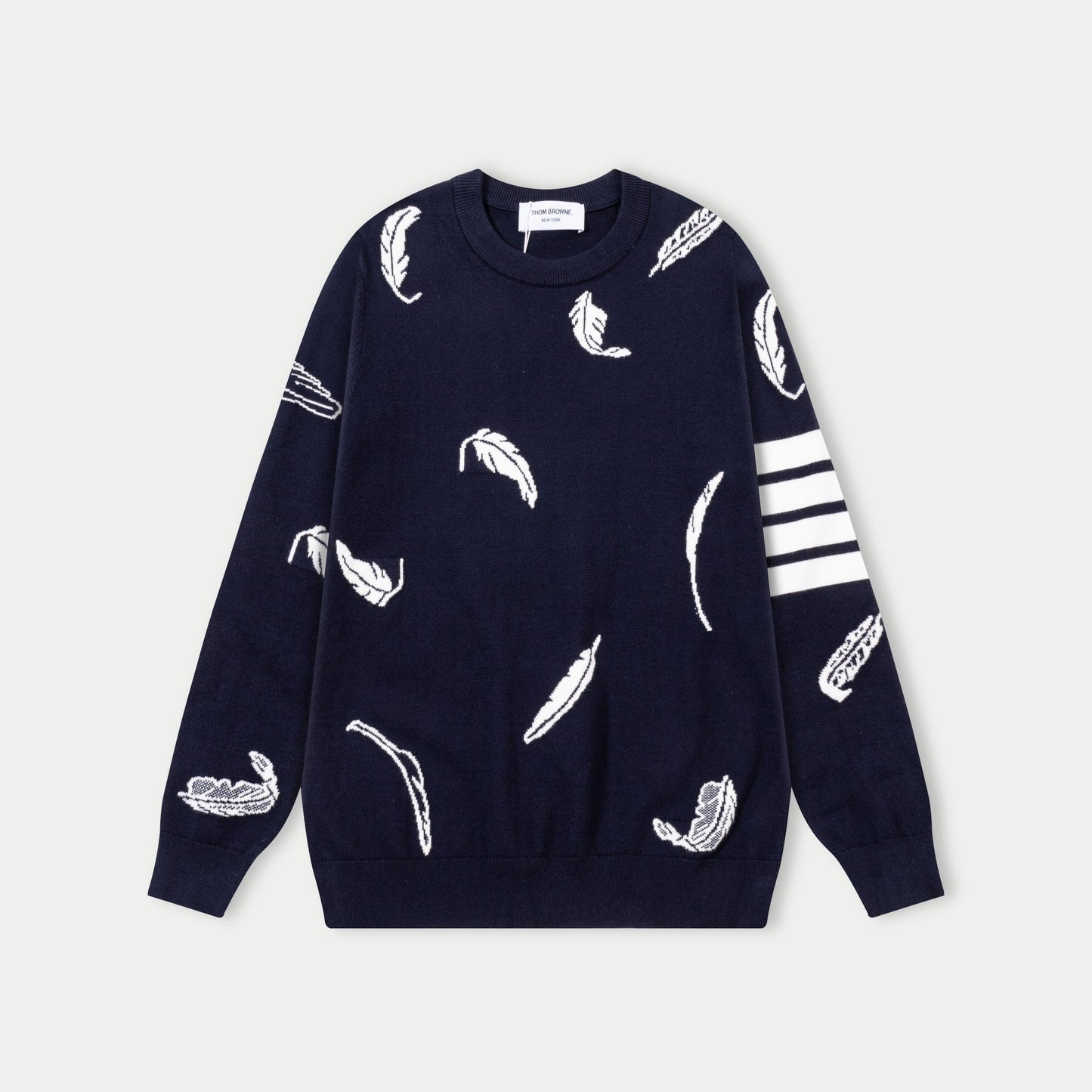 250930 New high-quality wool round-neck sweater with feather design