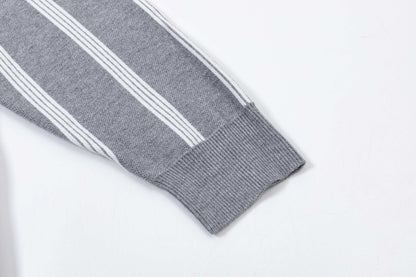 250930 New high-quality vertical striped wool round-neck sweater