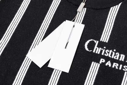250930 New high-quality vertical striped wool round-neck sweater
