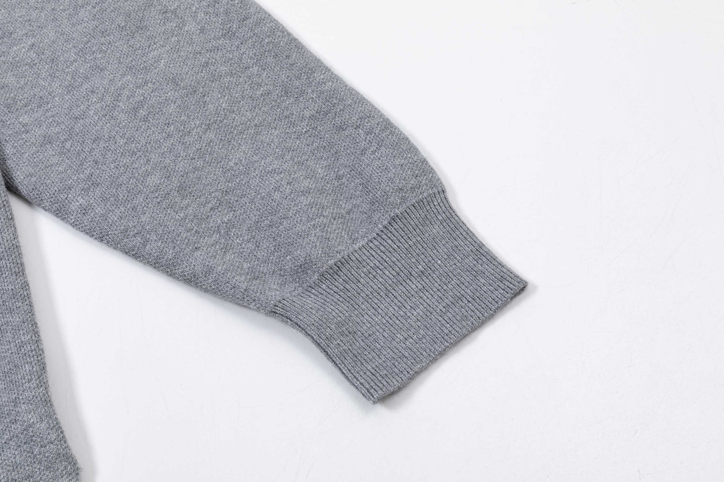 250930 new high-quality, soft, star-studded wool round-neck sweater