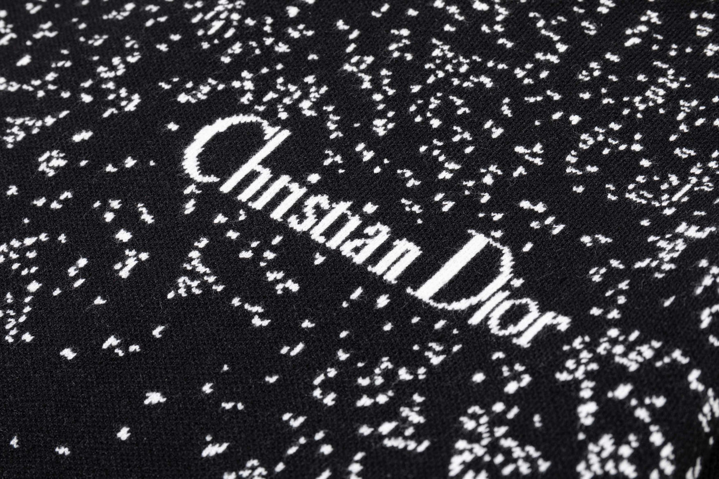 250930 new high-quality, soft, star-studded wool round-neck sweater