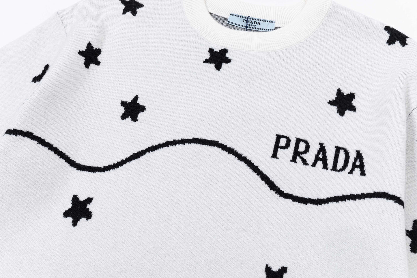 250930 new high-quality, soft, star-studded wool round-neck sweater