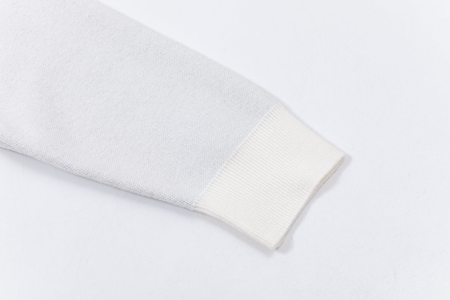 250930 new high-quality, soft, star-studded wool round-neck sweater