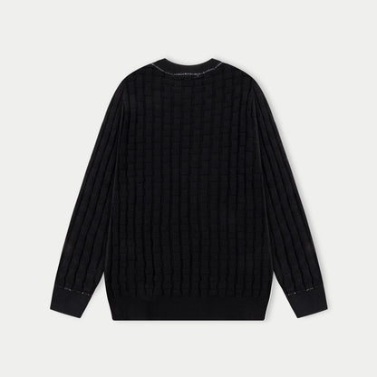 250930 new high-quality, soft and distinctive round-neck wool sweater with a neckline