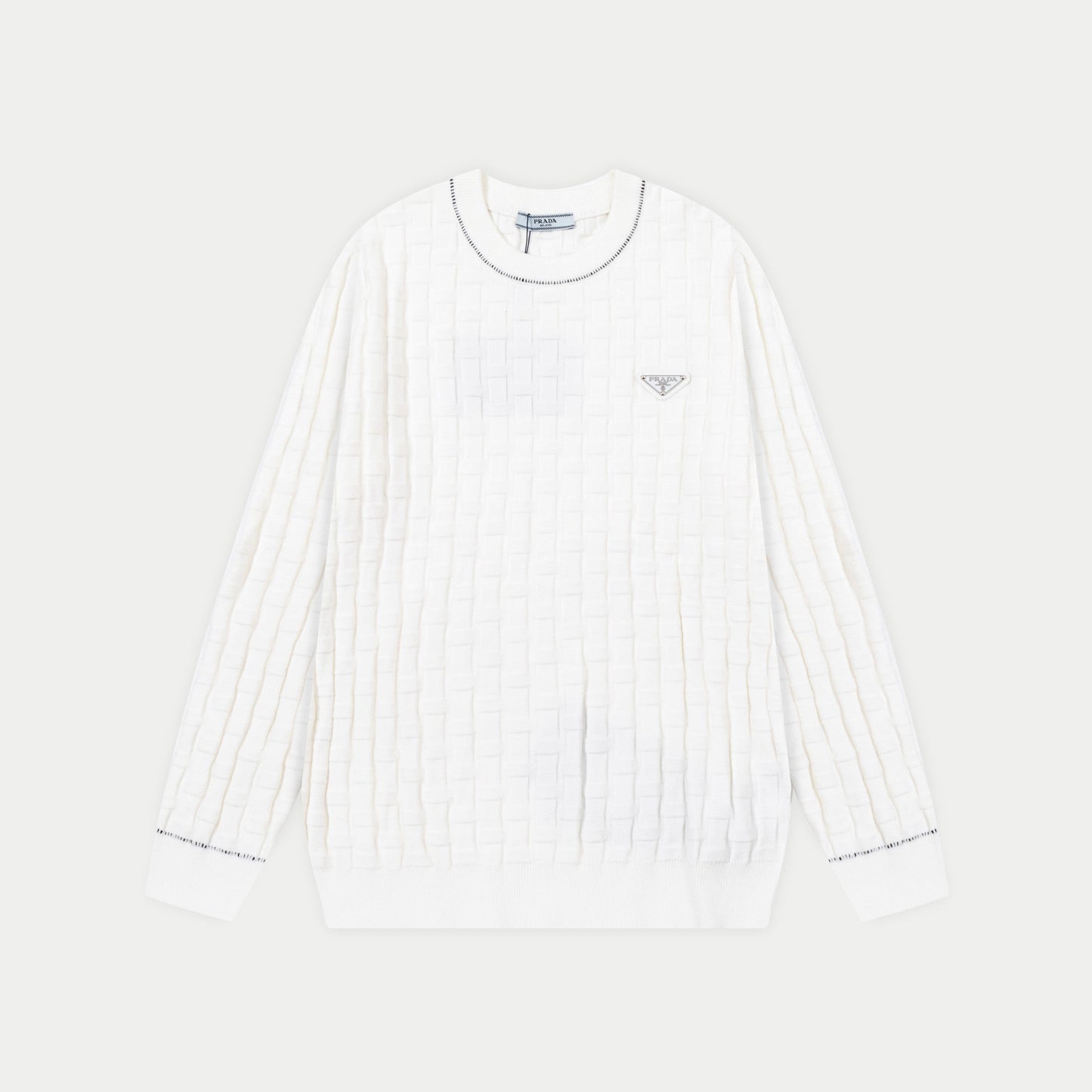 250930 new high-quality, soft and distinctive round-neck wool sweater with a neckline