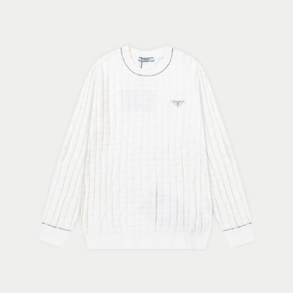 250930 new high-quality, soft and distinctive round-neck wool sweater with a neckline
