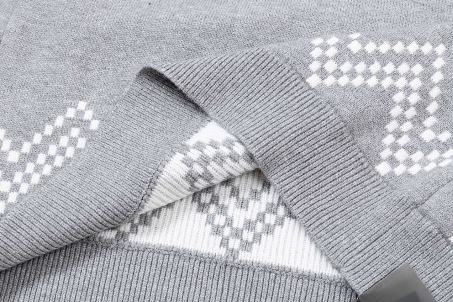250930 New high-quality soft wool round-neck sweater