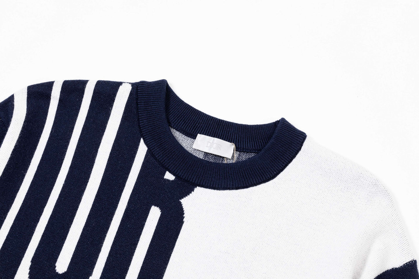 250930 New high-quality soft wool round-neck sweater