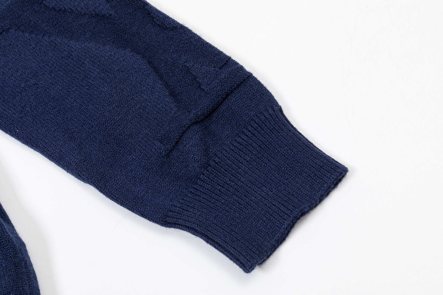 250930 New high-quality soft wool round-neck sweater
