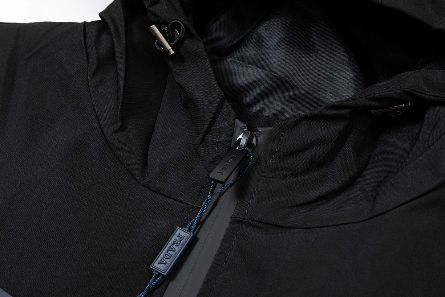250930 New high-quality hooded jacket