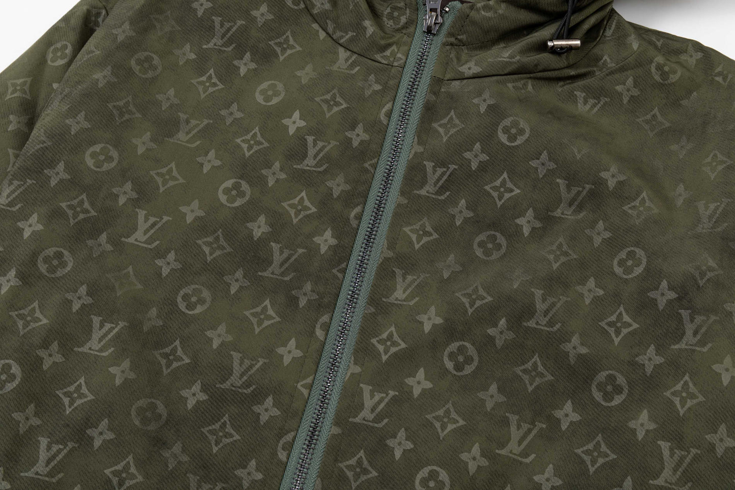 250930 A new high-quality full-print hooded jacket