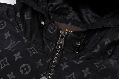 250930 A new high-quality full-print hooded jacket