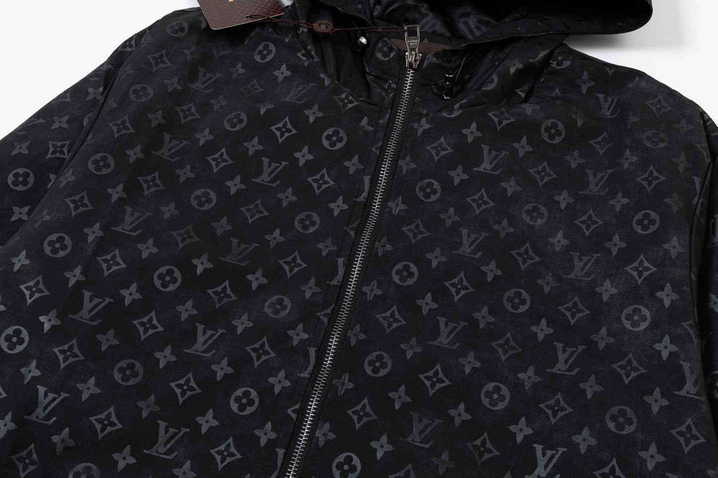 250930 A new high-quality full-print hooded jacket