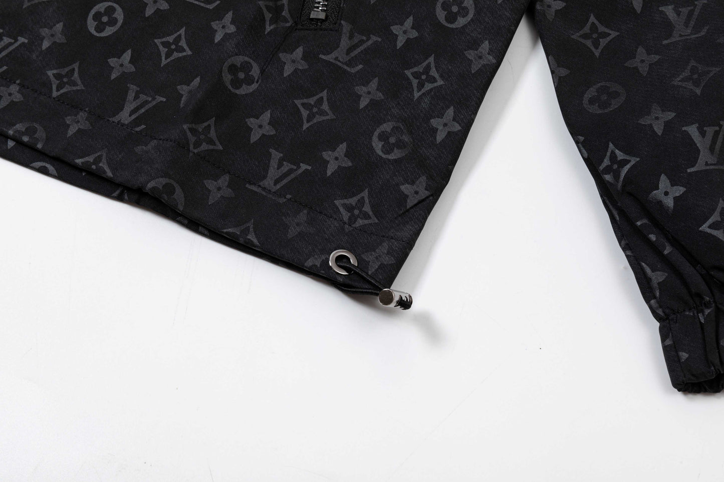 250930 A new high-quality full-print hooded jacket