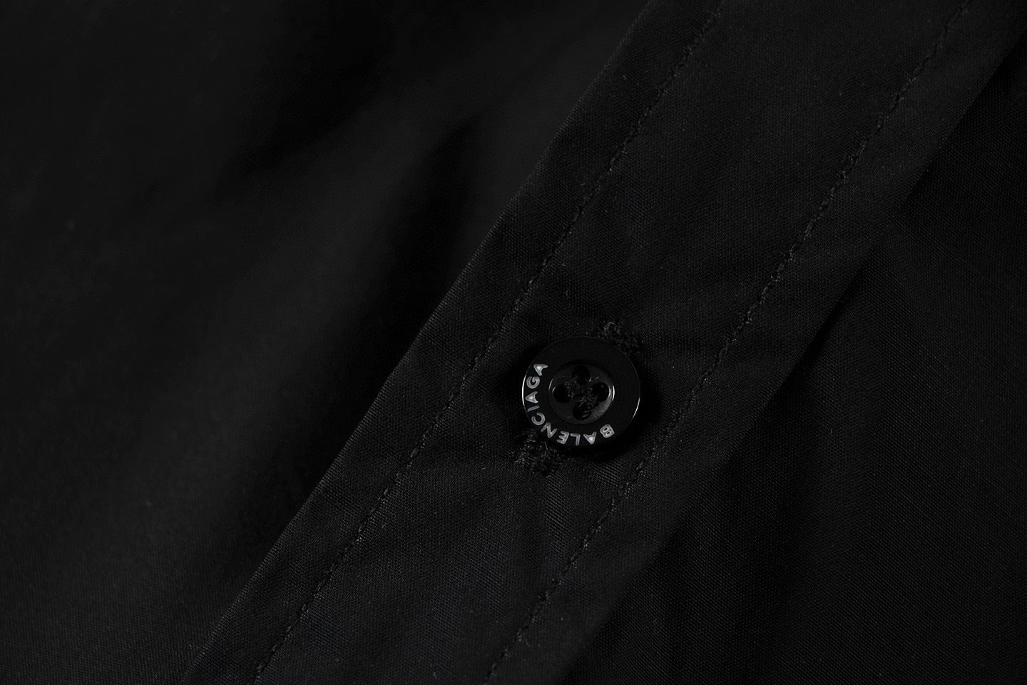250930 New high-quality lion logo single-breasted casual long-sleeved shirt
