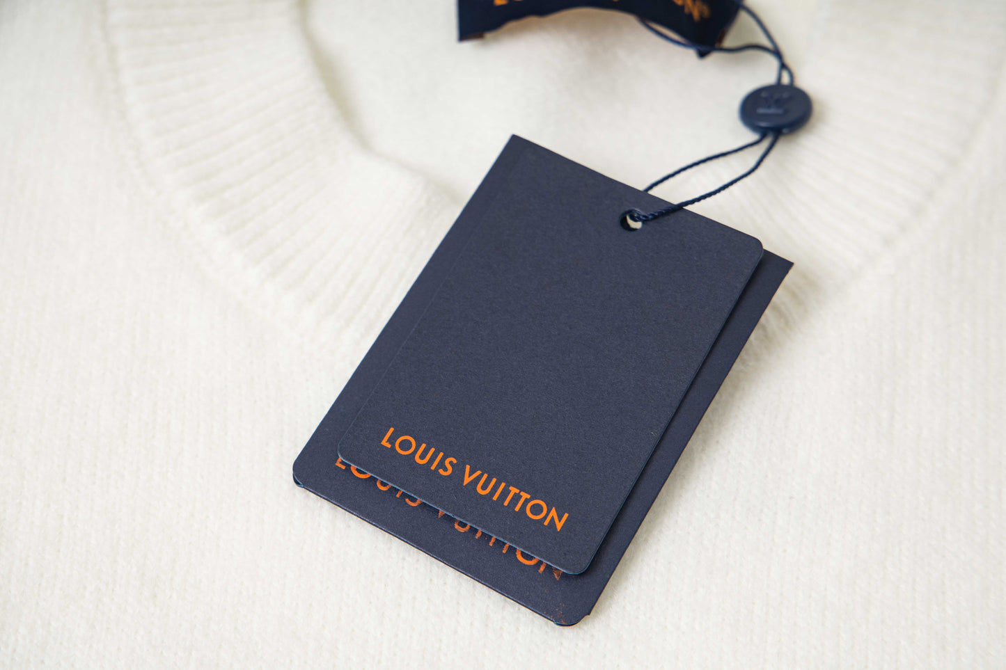 251008 new high-quality, soft and skin-friendly jacquard cashmere blend sweater