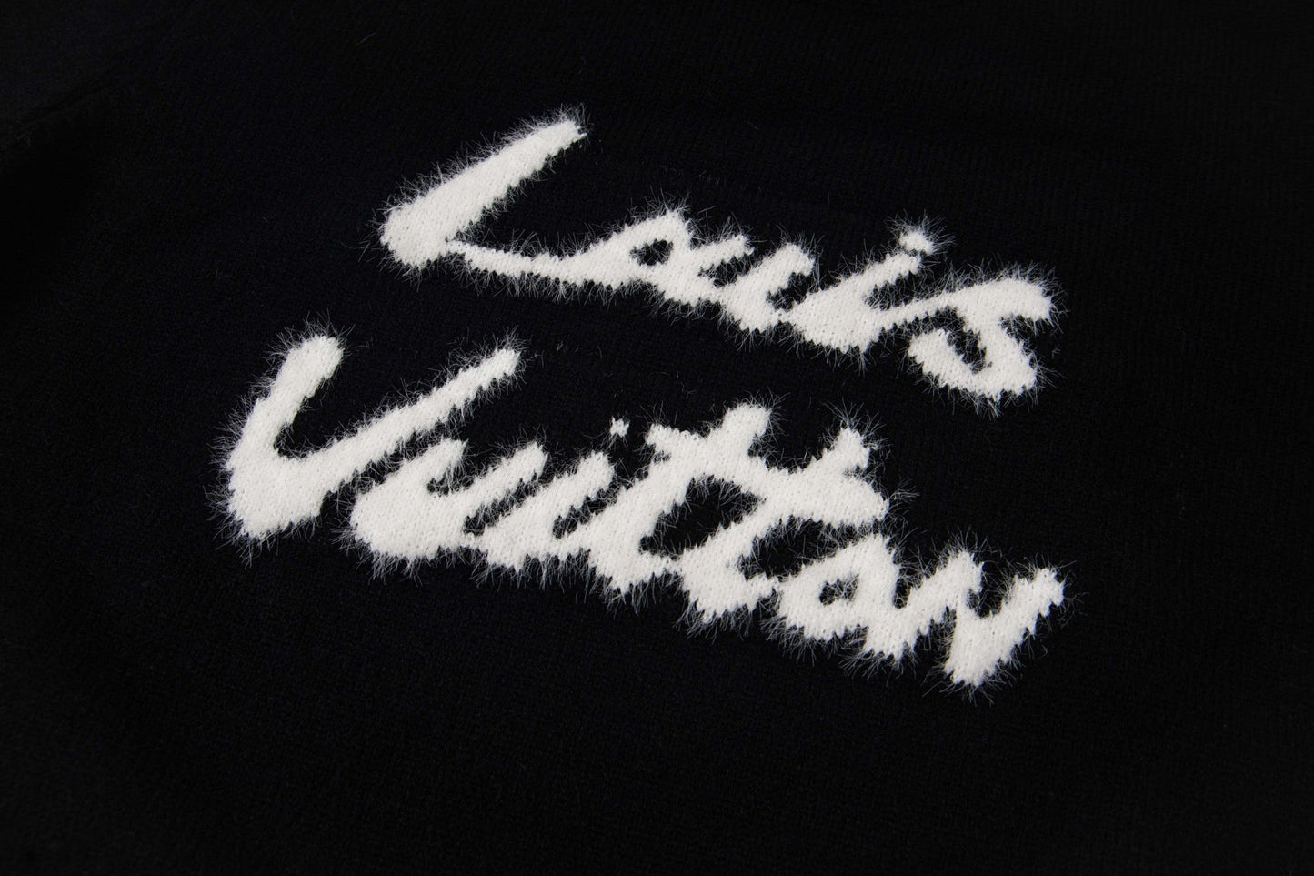 251008 new high-quality, soft and skin-friendly jacquard cashmere blend sweater