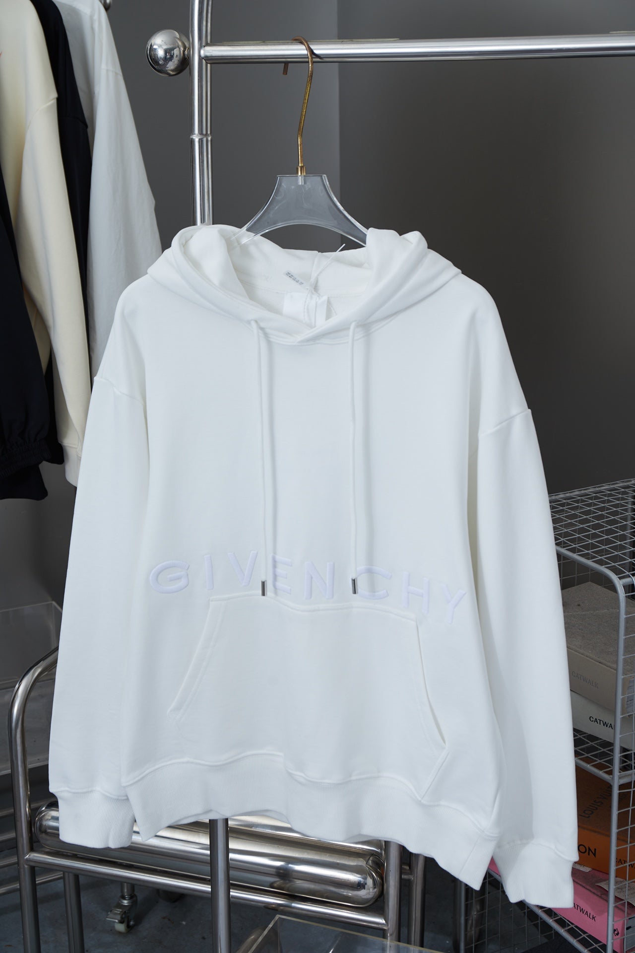 251008 New high-quality daily commuting hooded style