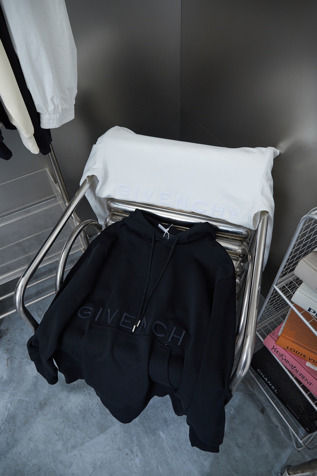 251008 New high-quality daily commuting hooded style