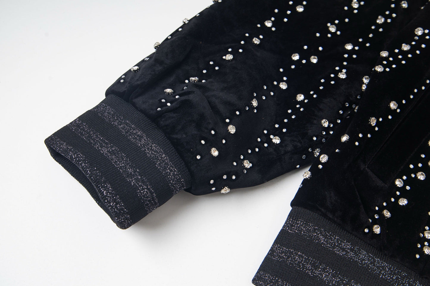 251008  new high-quality heavy-duty jacket with a full-body design featuring flash diamond craftsmanship
