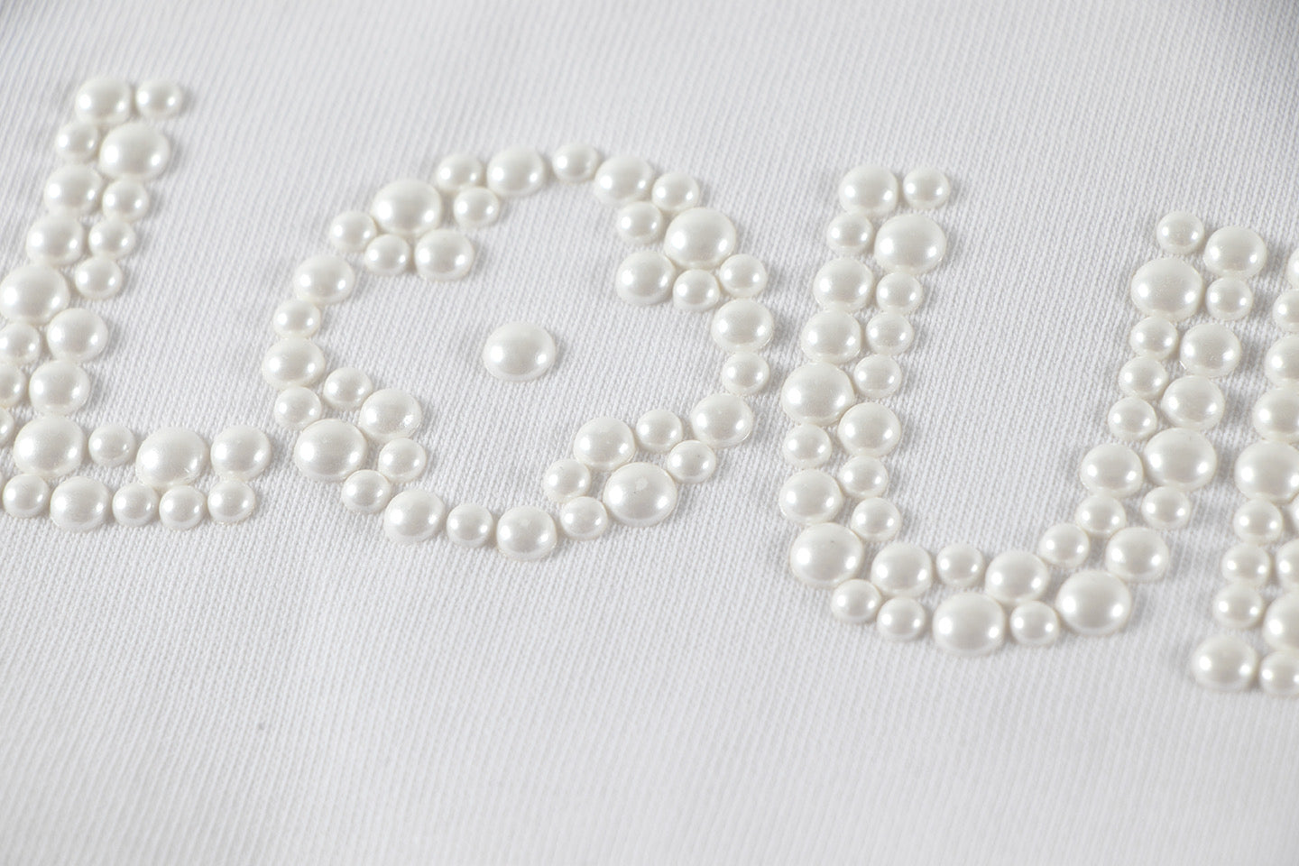 251008 New high-quality pearl grain embossed long-sleeved shirt