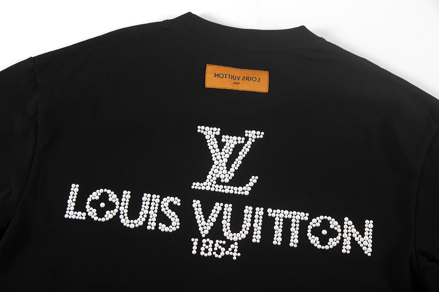 251008 New high-quality pearl grain embossed long-sleeved shirt